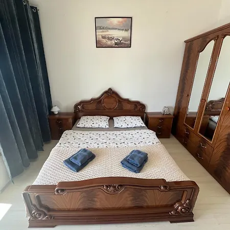 Casa Zabka 2 Podglavica