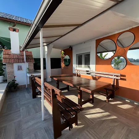 Casa Zabka 2 아파트 Podglavica