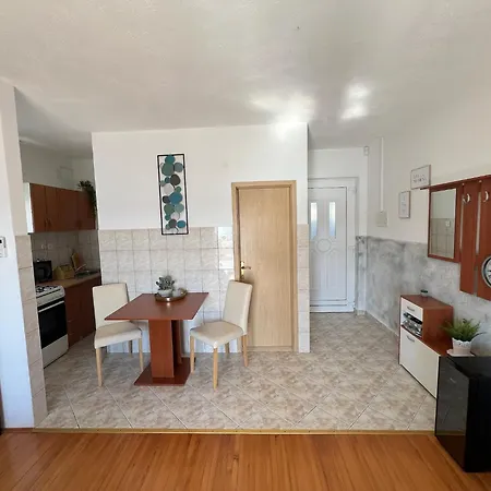 Casa Zabka 2 아파트 Podglavica