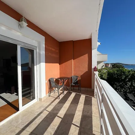 Casa Zabka 2 아파트 Podglavica